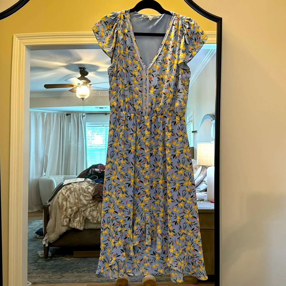 Women’s dress